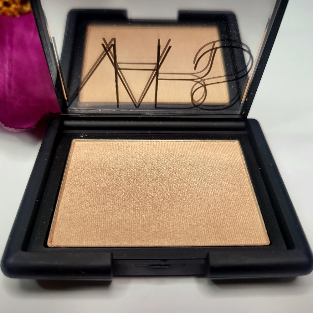 NARS BLUSH TRIBULATION 4058 LE